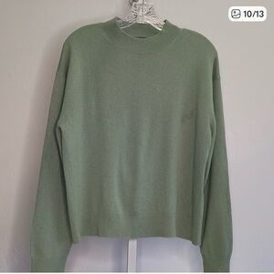 Quince Women's Size Large Mongolian Cashmere Crewneck Sweater Light Olive Green